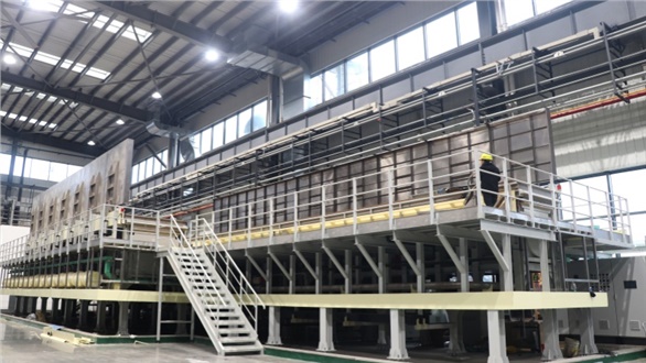 大型臥式滾鍍生產(chǎn)線(xiàn)